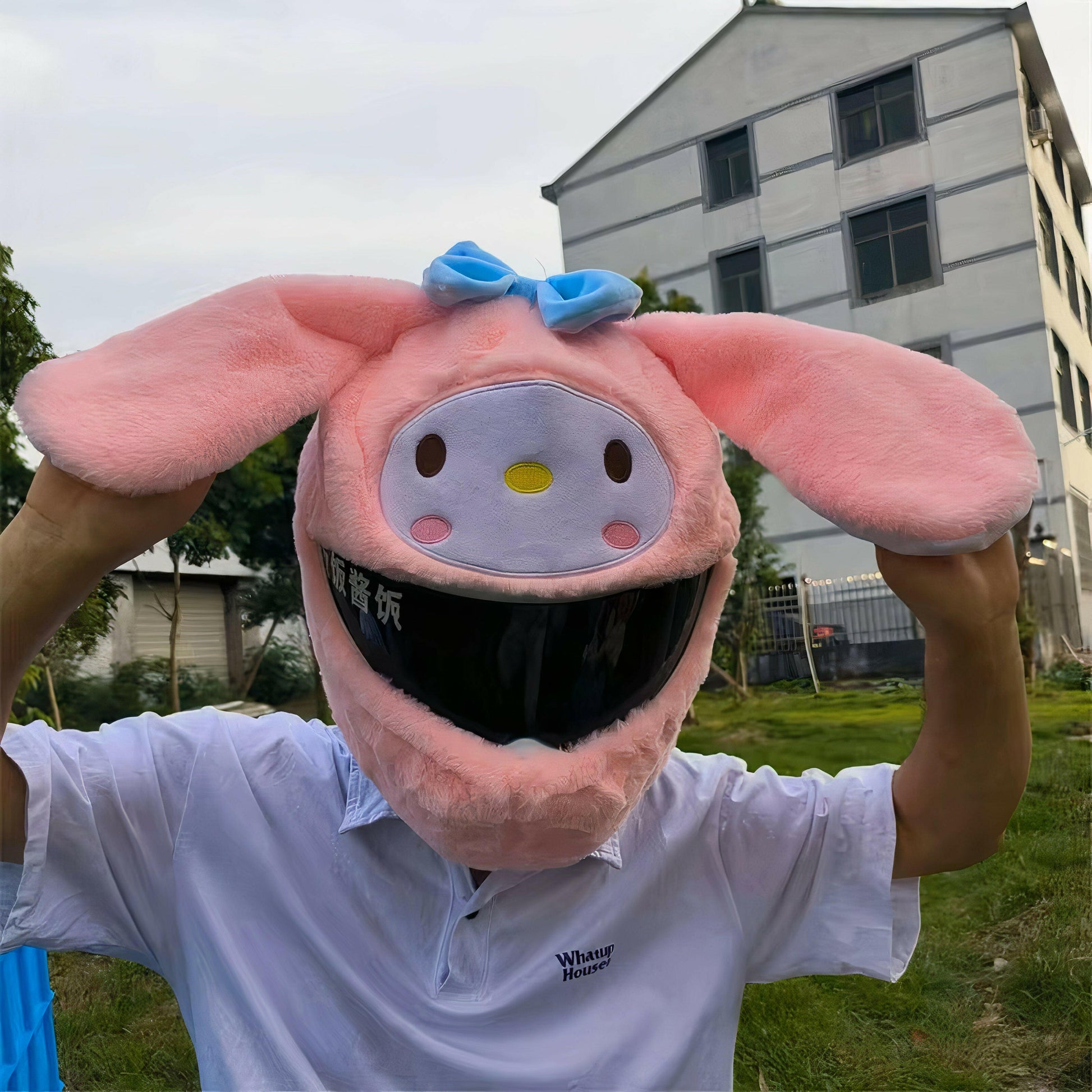🐑 Funny helmet cover - Pink Sheep - Helmetcoverstore